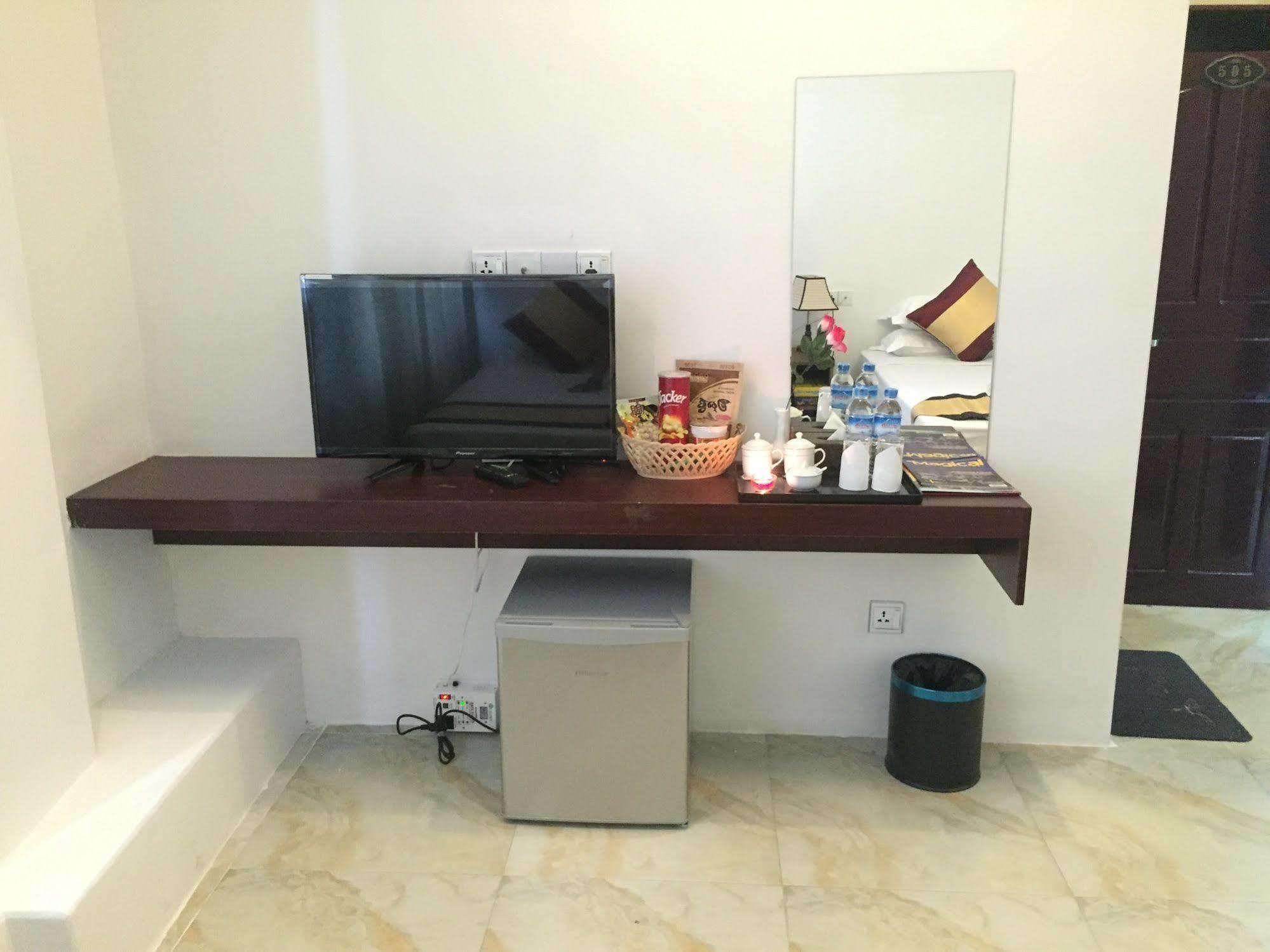Hotel Sunny Mandalay Luaran gambar