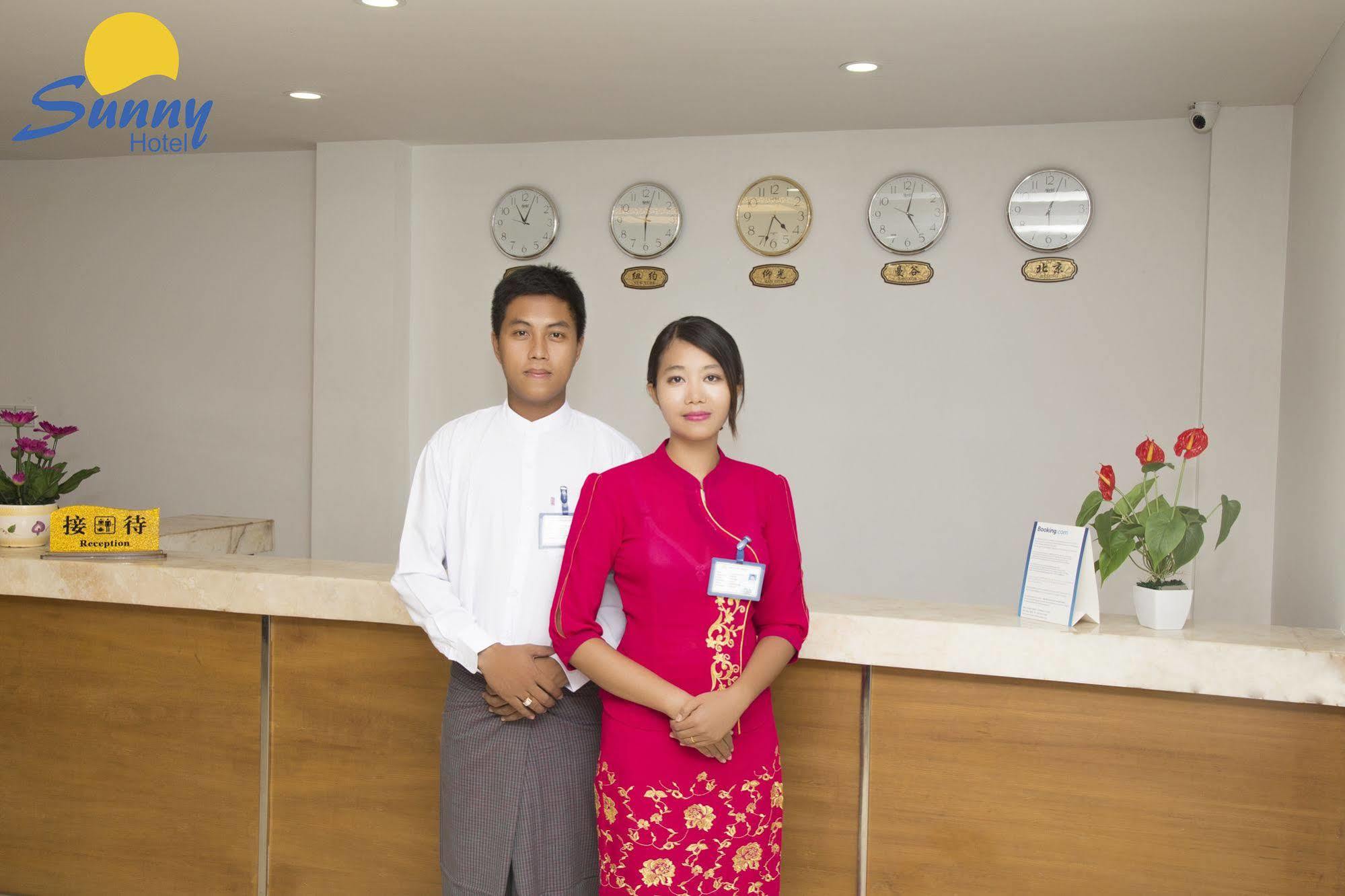 Hotel Sunny Mandalay Luaran gambar